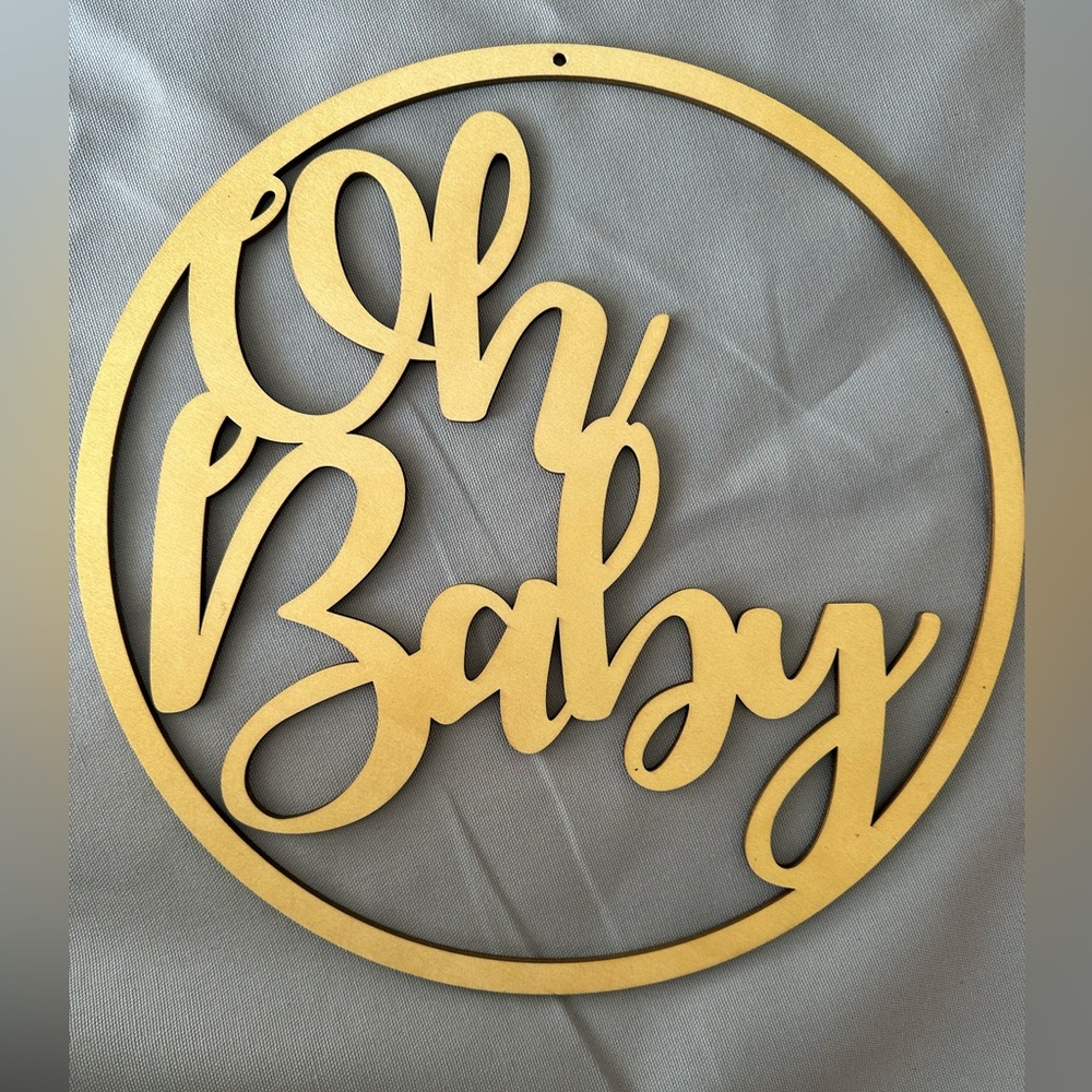 Wood ‘Oh Baby’ baby shower sign